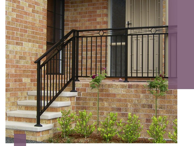 Уличные перила из металла под ключ в Нижнекамске