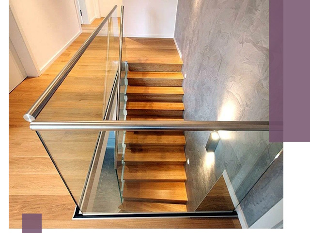 Перила для лестницы в доме — изготовление и монтаж в Нижнекамске