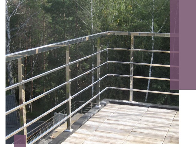 Парапеты из нержавеющей стали в Нижнекамске — изготовление и монтаж