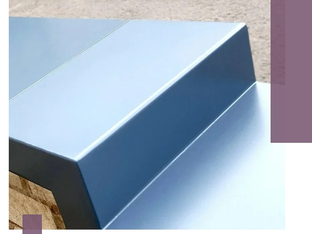 Крышки на парапет в Нижнекамске: изготовление и монтаж под ключ